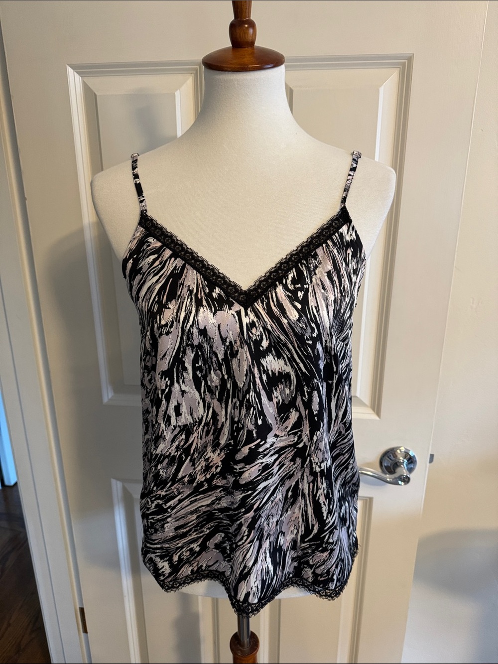 Love Stitch Black & Blush Abstract Lace-Trim Cami Never Worn